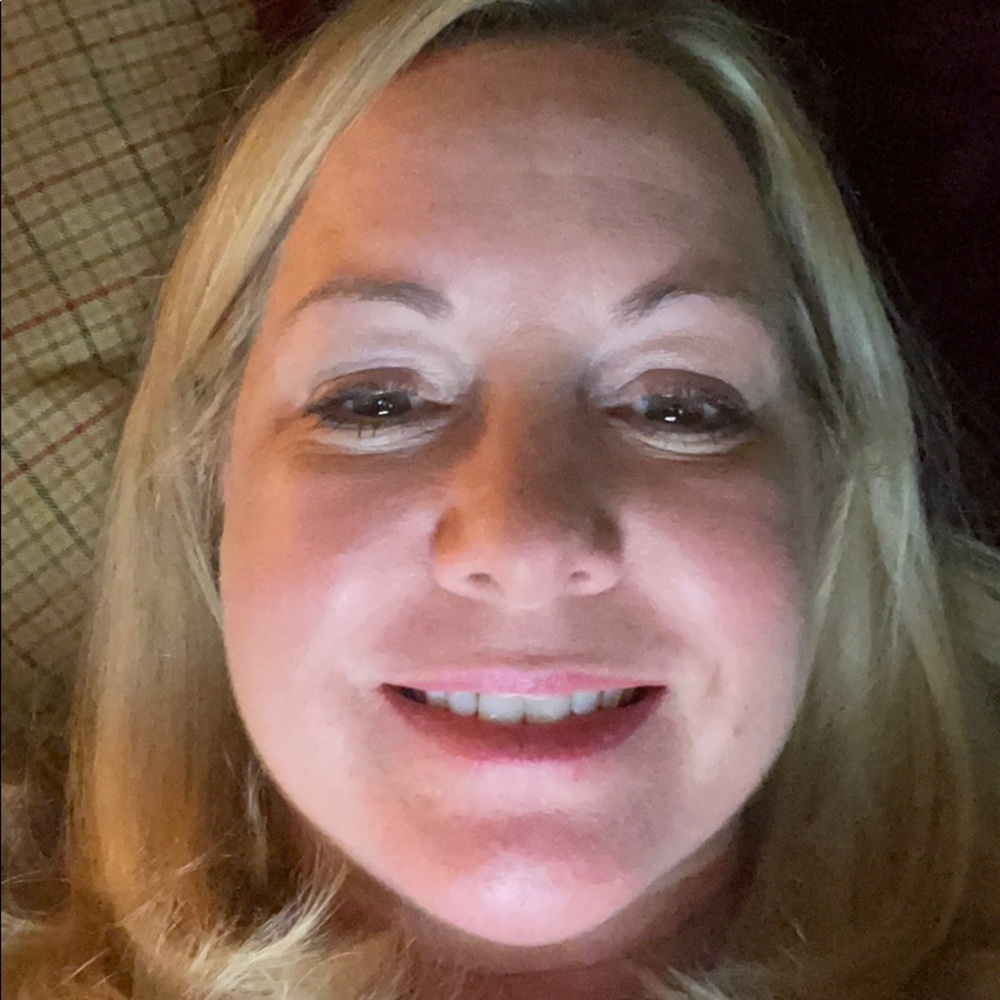 Meet your Posher, Jennifer